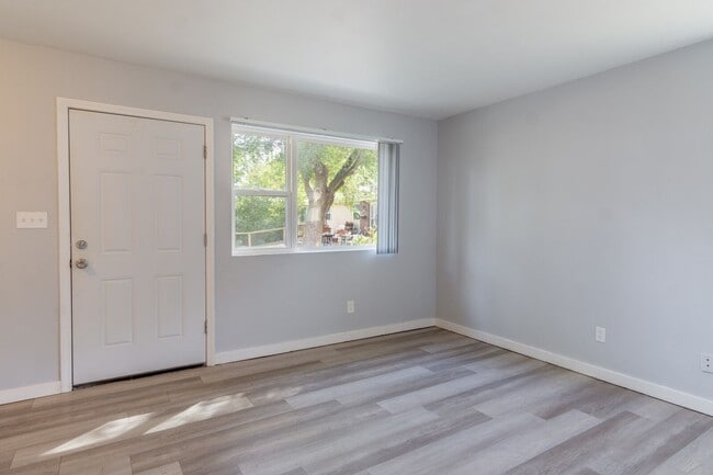 Photo - One Forty Flats