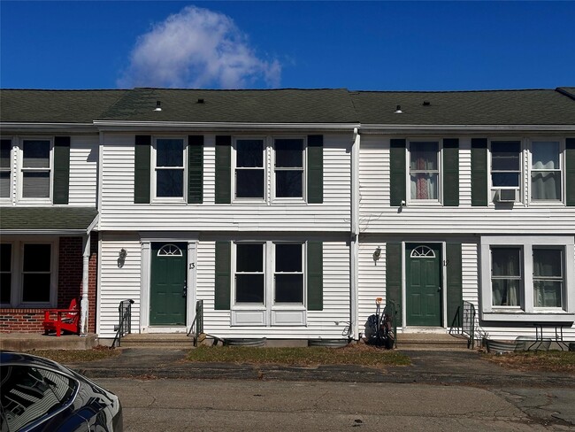Building Photo - 4 Richardson Ct Rental