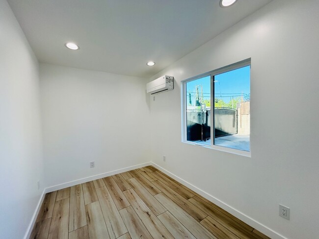 Photo - 7358 Balcom Ave Unit 17748 Valerio St