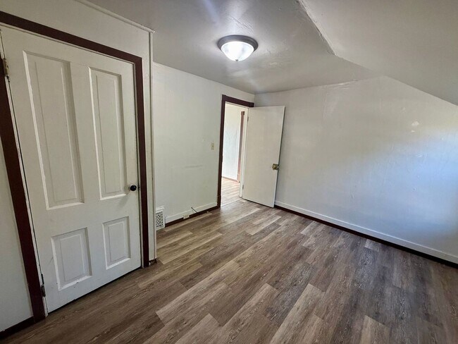 Photo - 1305 Merrill Ave Unit #3