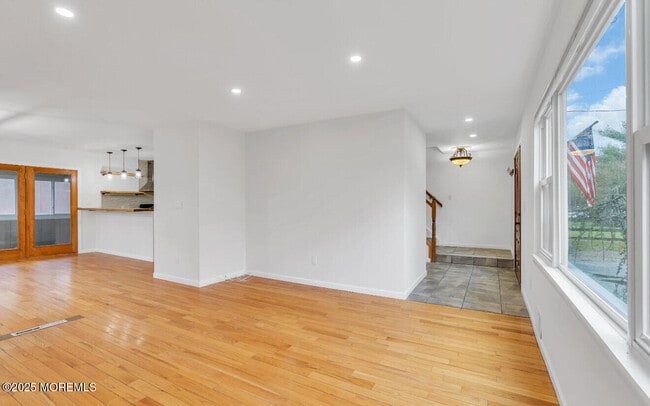 Photo - 115 Leesville Rd