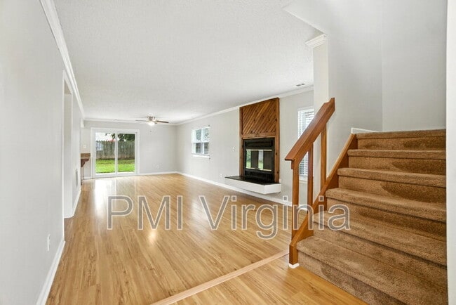 Photo - 5489 Glenville Cir