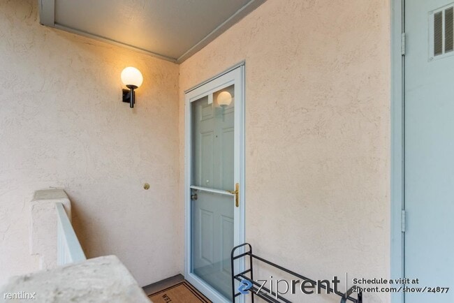 Photo - 1 br, 1 bath Condo - 4721 Nicol Common, Li...