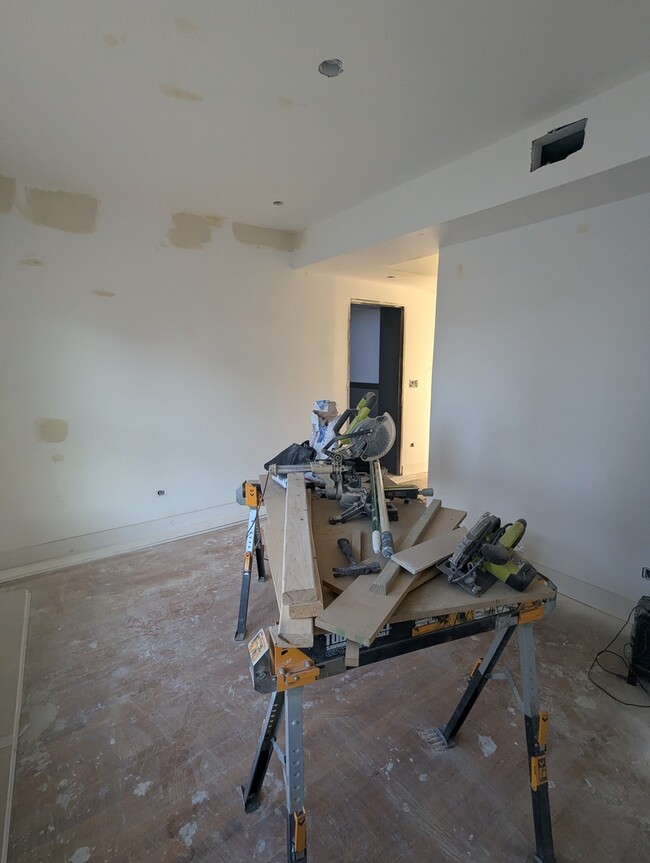 Photo - 1945 W Augusta Blvd Condo Unit 3W