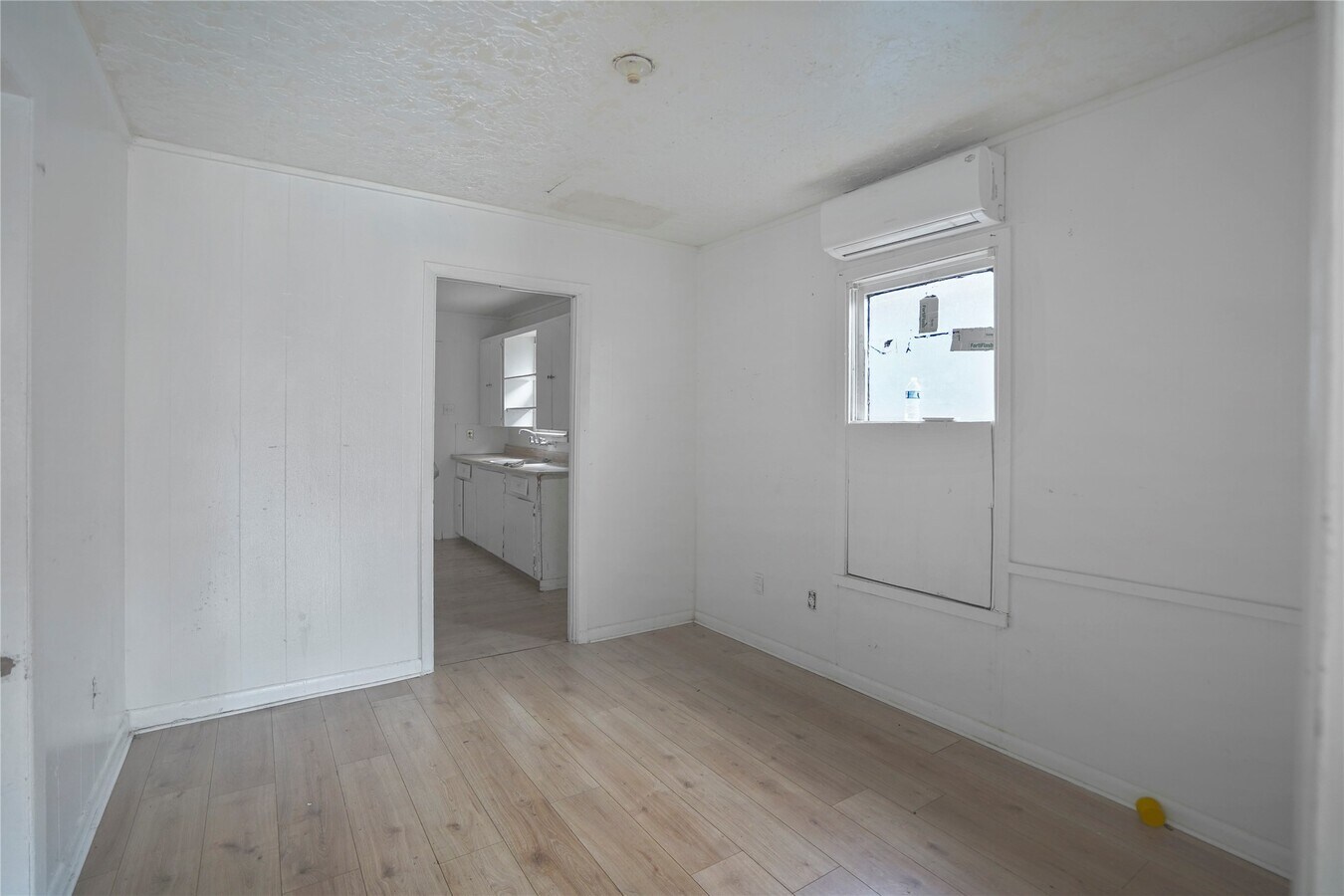 Photo - 3003 Amboy St