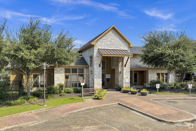 Building Photo - Preserve at Old Dowlen Rental