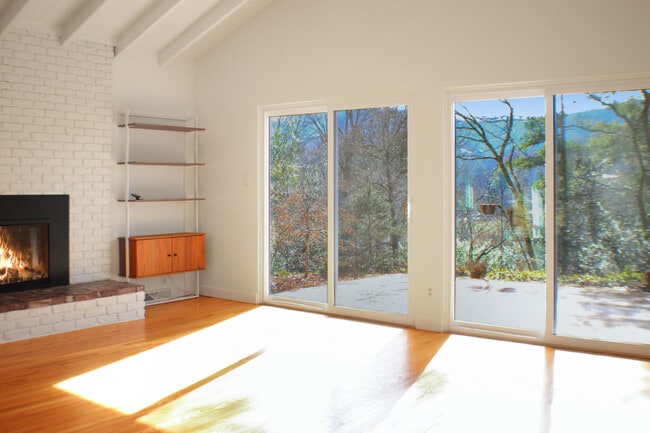 Photo - 21 Woodbury Rd