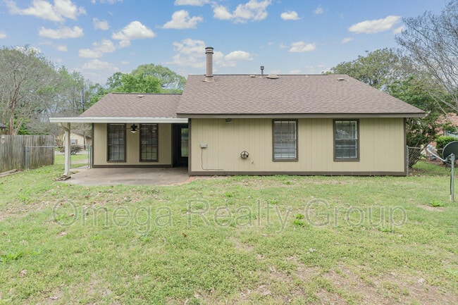 Photo - 3269 Little John Dr