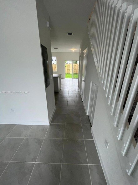 Photo - 2696 SE 18th St