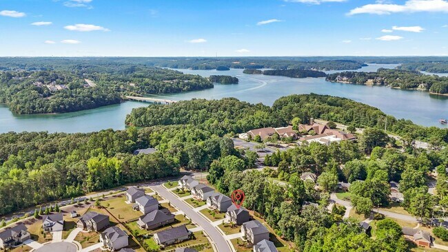 Photo - 315 Hudson Chase Ct