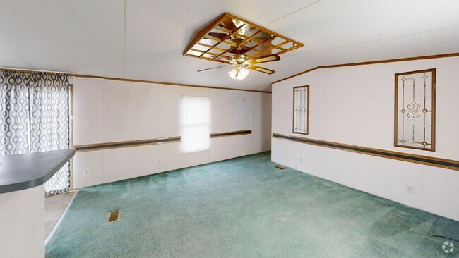 Building Photo - 1424 S Avenue G Rental