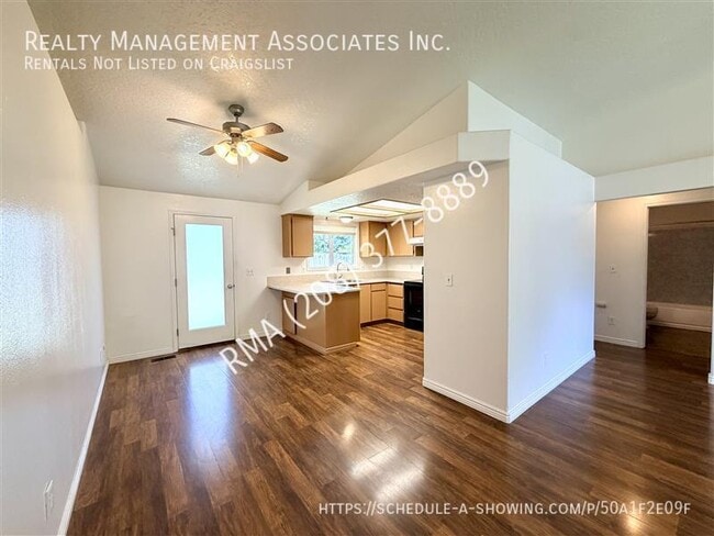 Photo - 2324 Yucca Pl