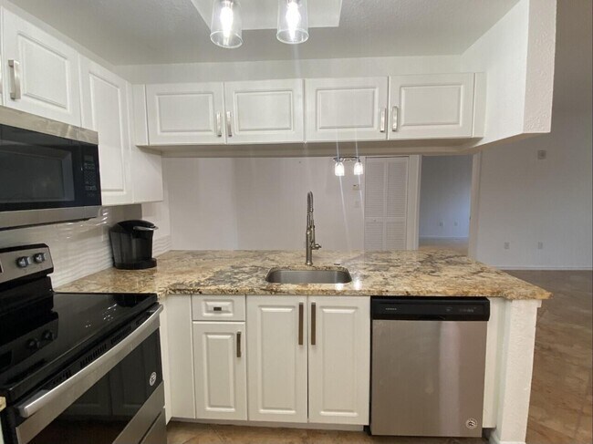 Photo - 2812 Grande Pkwy Unit 202
