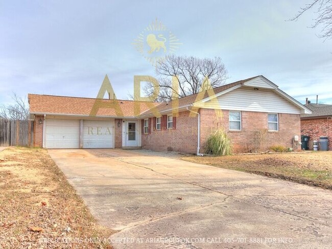 Building Photo - AMAZING 4 BEDROOM/2 BATH SINGLE FAMILY HOM... Rental