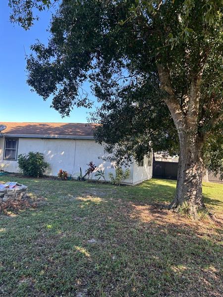Photo - 461 SW Byron St