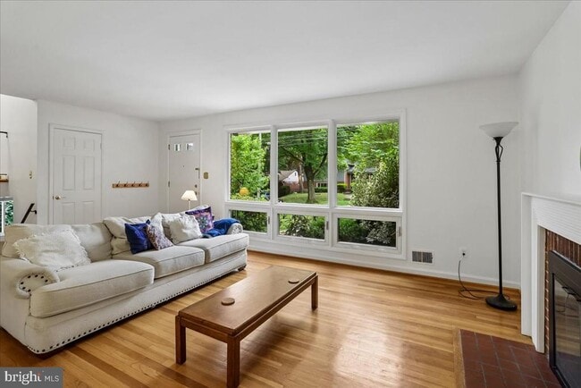Photo - 1703 Tilton Dr