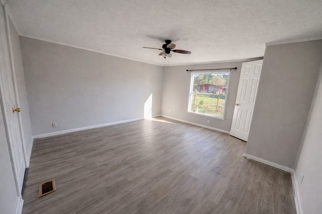 Photo - 5094 Red Barn Rd