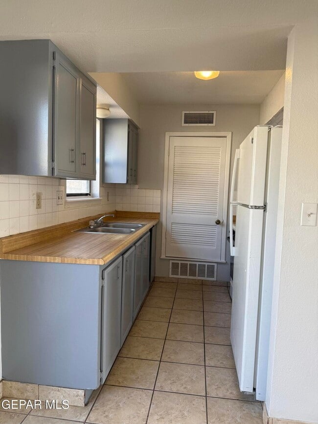 Photo - 3012 Eads Pl