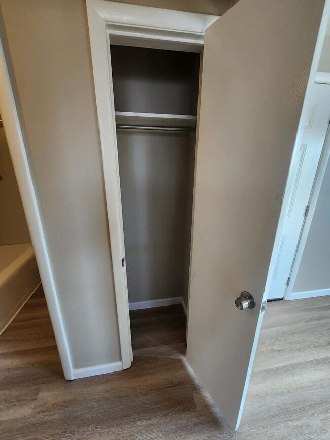 Photo - 1654 Abbott Rd