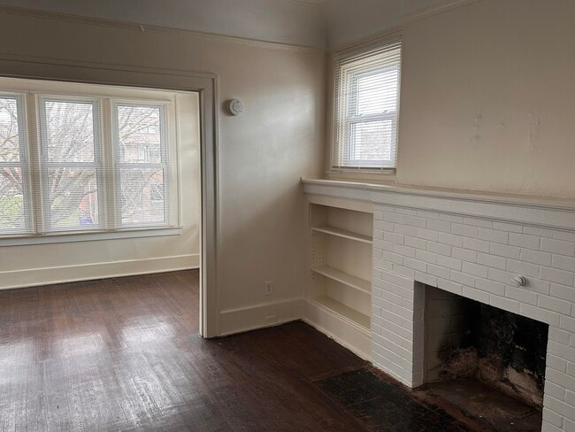 Photo - 2293 W Philadelphia St