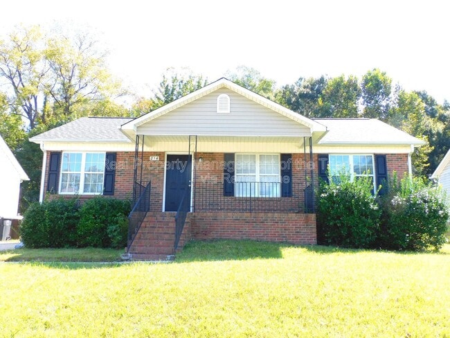 Building Photo - 814 Carrieland Dr Rental