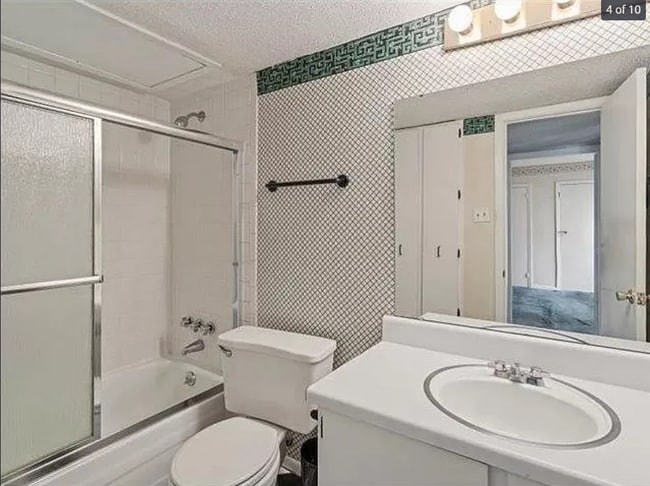Photo - 6705 Majestic Oak Pl Unit 6705