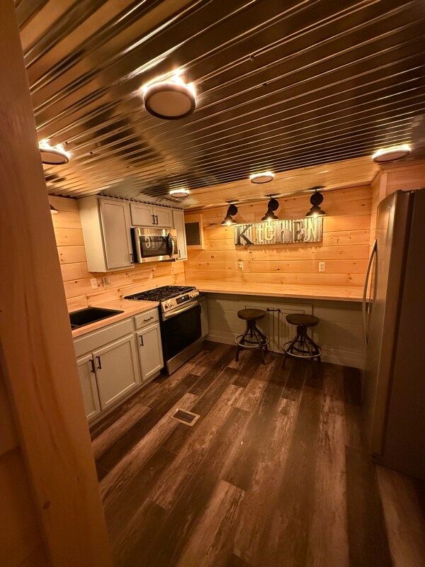 279 Bangor Rd Unit A