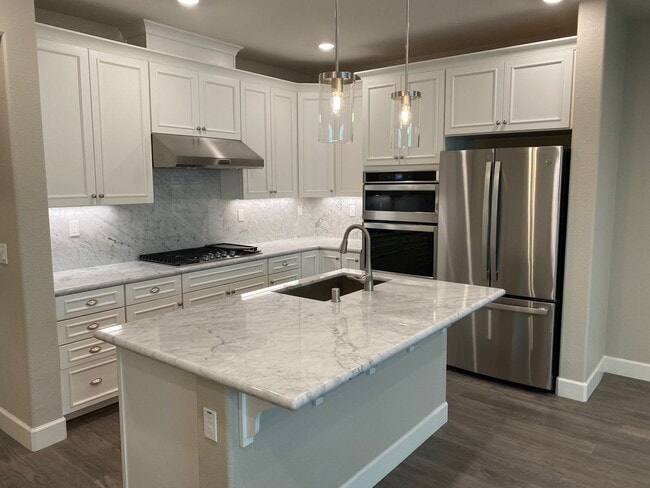 Photo - 114 Wallace Cir