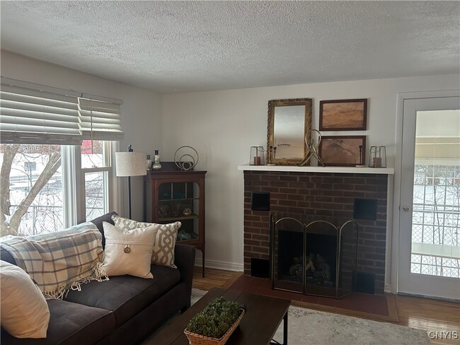 Photo - 511 Hickory St