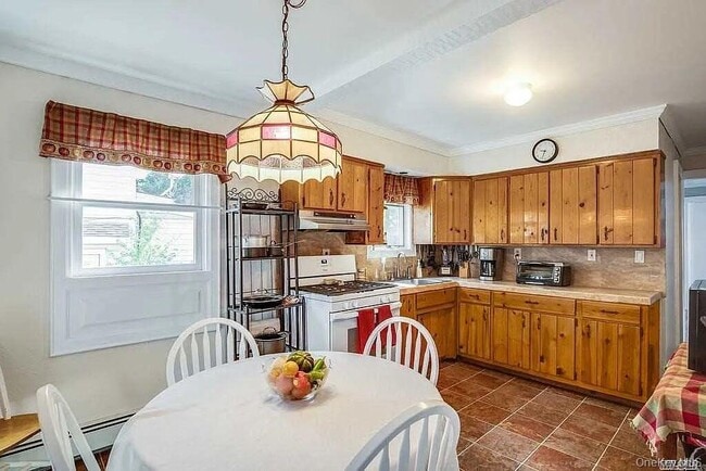 Photo - 359 Erlanger Blvd