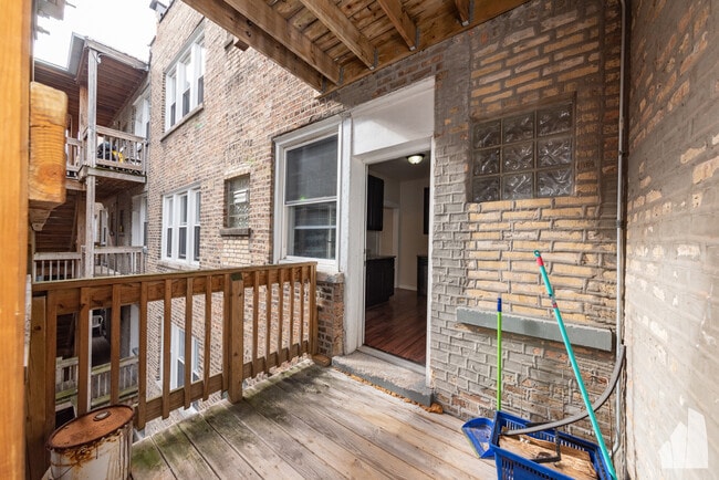 Photo - 3751 W Sunnyside Ave Unit 2
