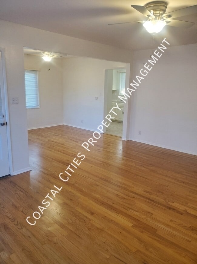 Photo - 4408 Ostrom Ave