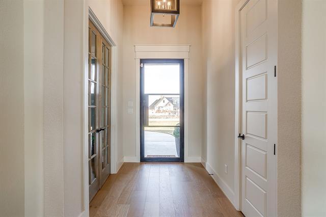 Photo - 408 Mah Cheta St