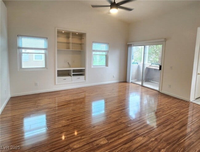 Photo - 2053 Quartz Cliff St Unidad 201