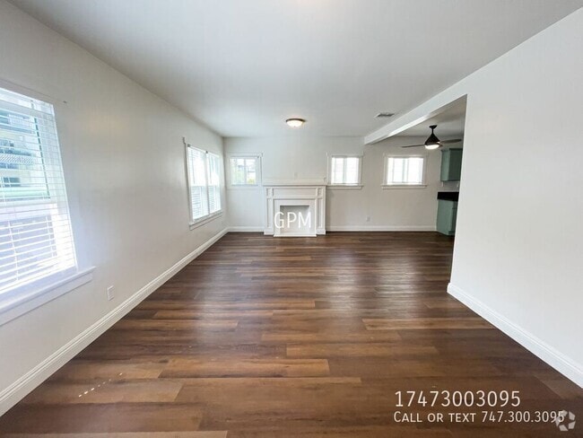 Building Photo - 338 S Benton Way Rental