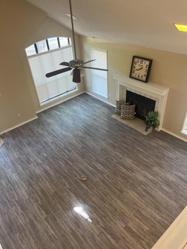 Photo - 6302 Meadowmere Ln