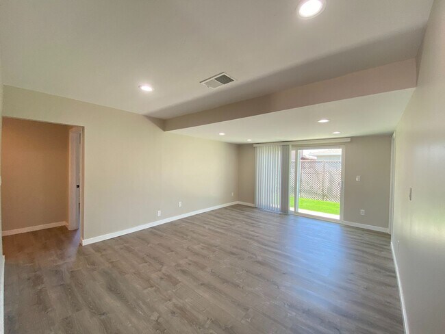 4928-4930 64th St. - 4928-4930 64th St