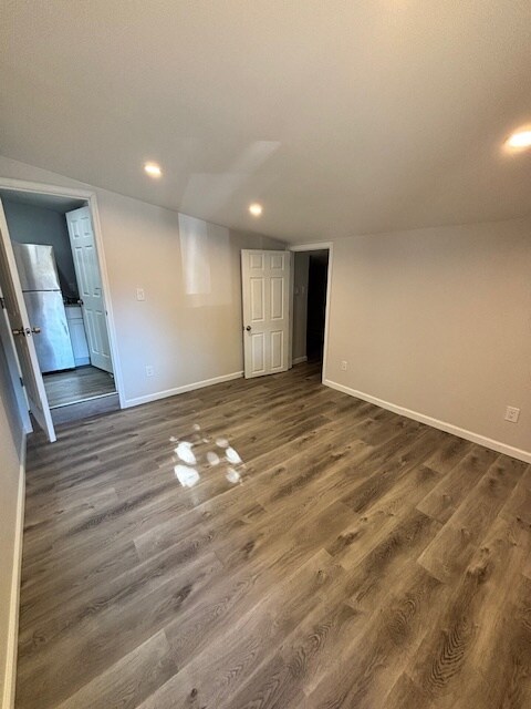 Photo - 9 E North St