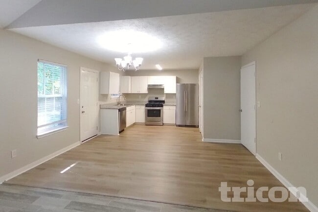 1411 Pebble Ridge Ln