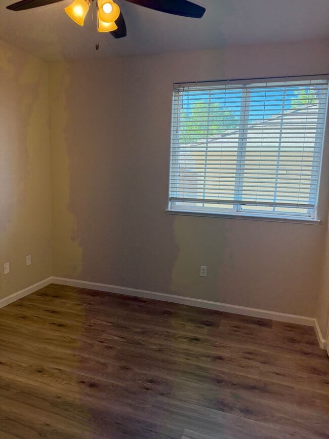 Photo - 1360 Shady Ln