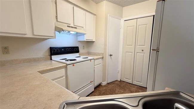Photo - 1703 Horseshoe Cir