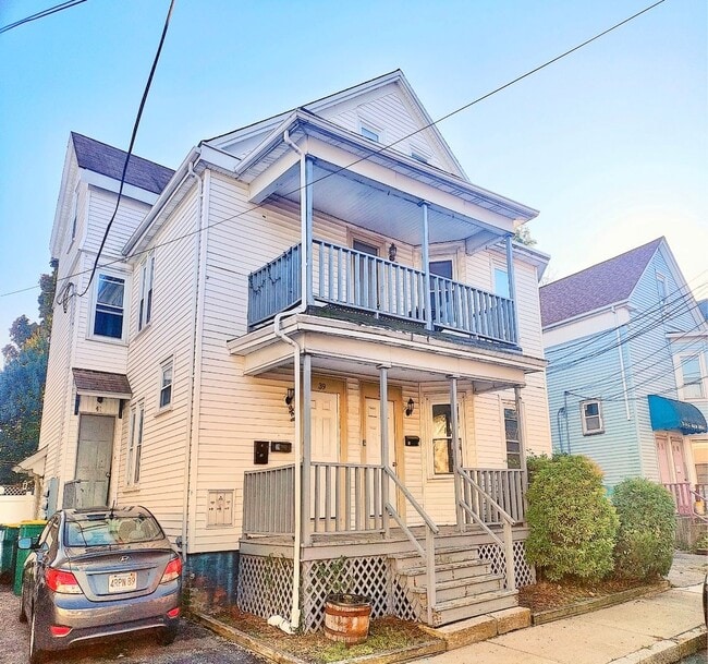 Building Photo - 37-41 Mason Avenue Unit #1