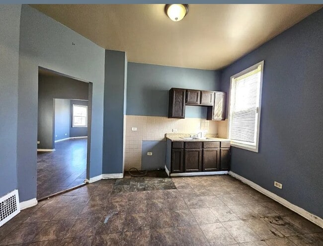 Photo - 12026 S Union Ave Unit 1