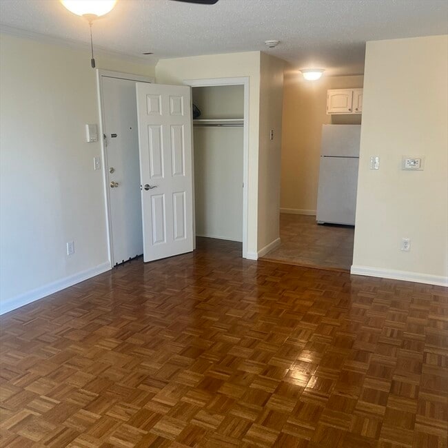 Photo - 145 Essex Ave Unidad 623