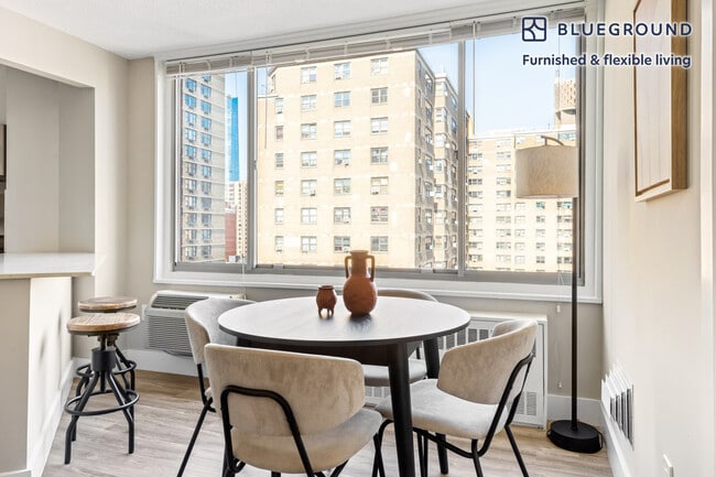 Photo - 484 2nd Ave Unit FL13-ID911