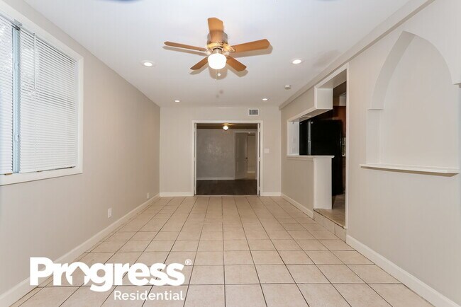 Photo - 3700 N Seacrest Blvd