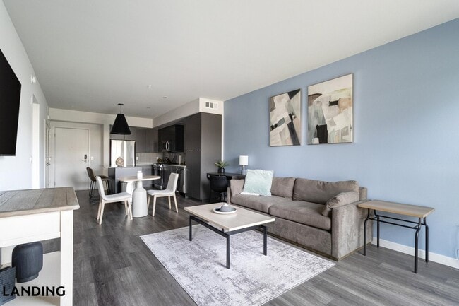 Building Photo - 2060 Experience Ave