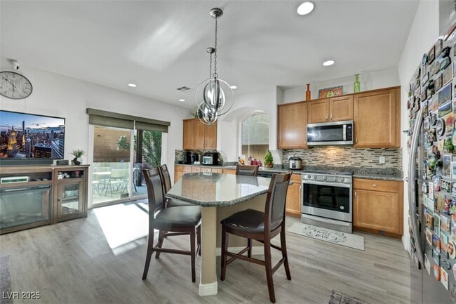 Photo - 10167 Bishops Peak Ct