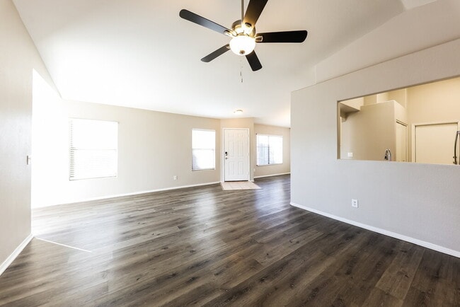 Photo - 16359 N Oachs Dr