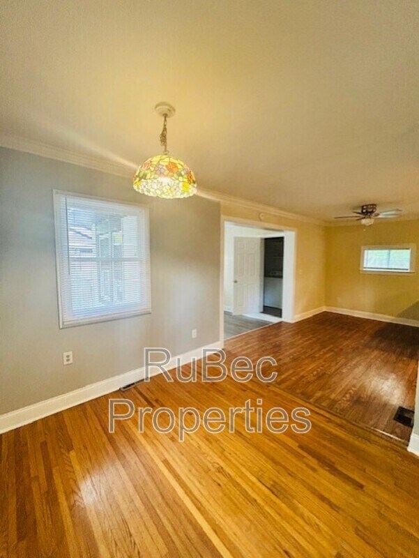 Photo - 638 Vanderbrook Rd